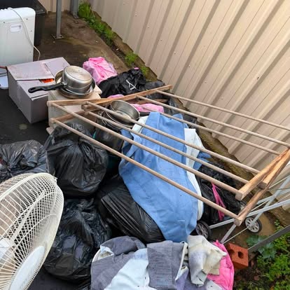 Mattress and household item removal load